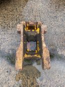 JCB 3CX manual quick hitch