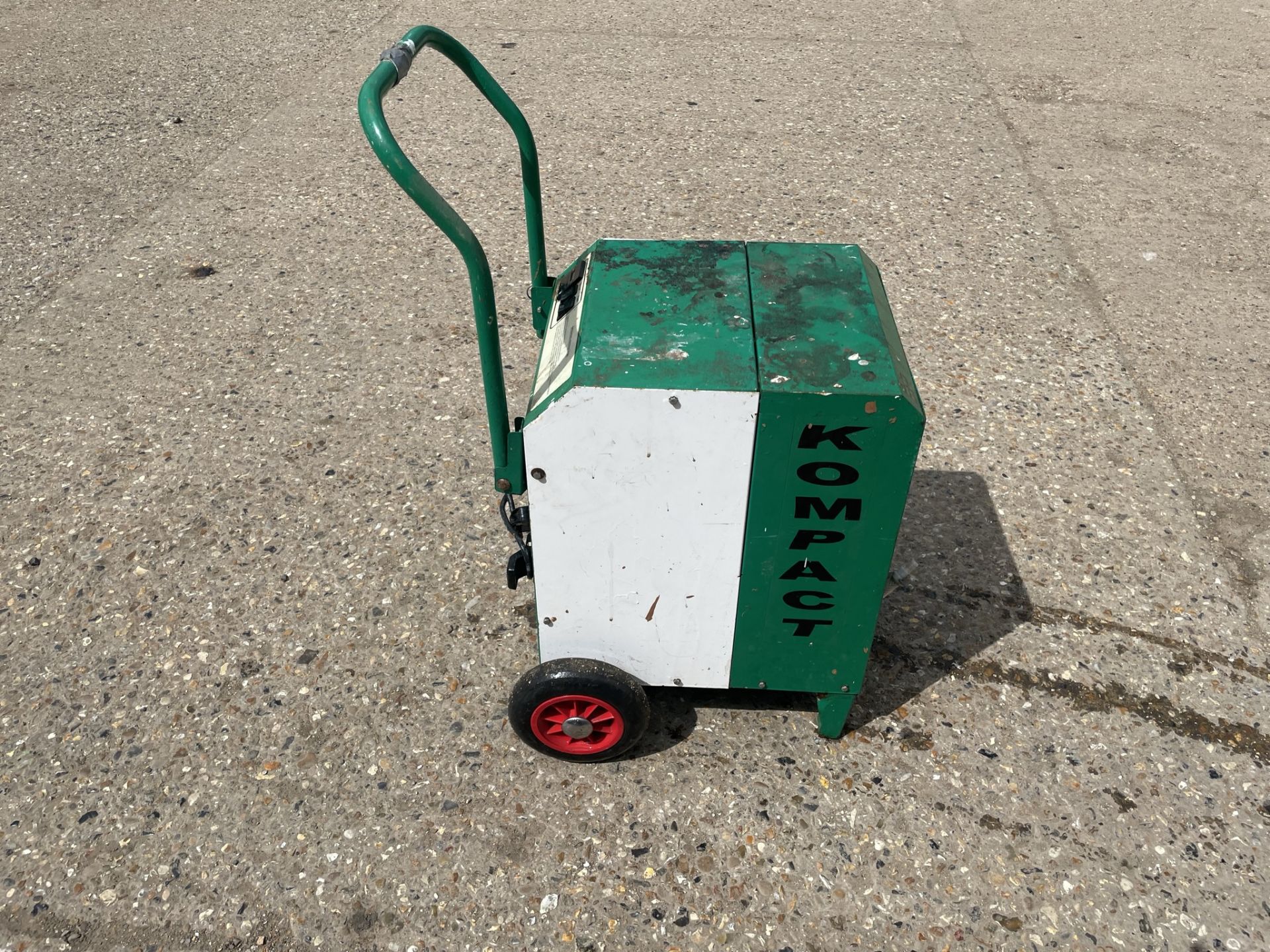 Kompat 240V Dehumidifier Single Phase Model 10240KD-GB - Image 2 of 4