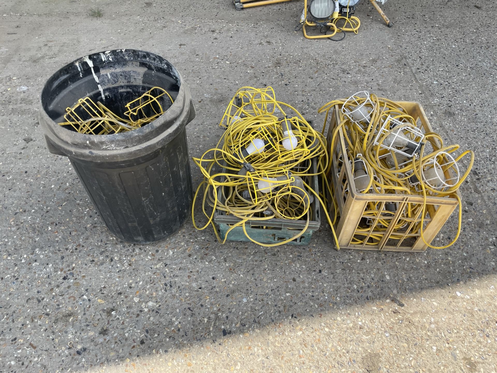 Quantity of Cable and Lightbulbs