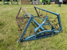 Set of folding chain harrows