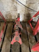 Pair of Sealey small Axle Stands