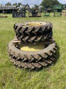 Row crop wheels and tyres,