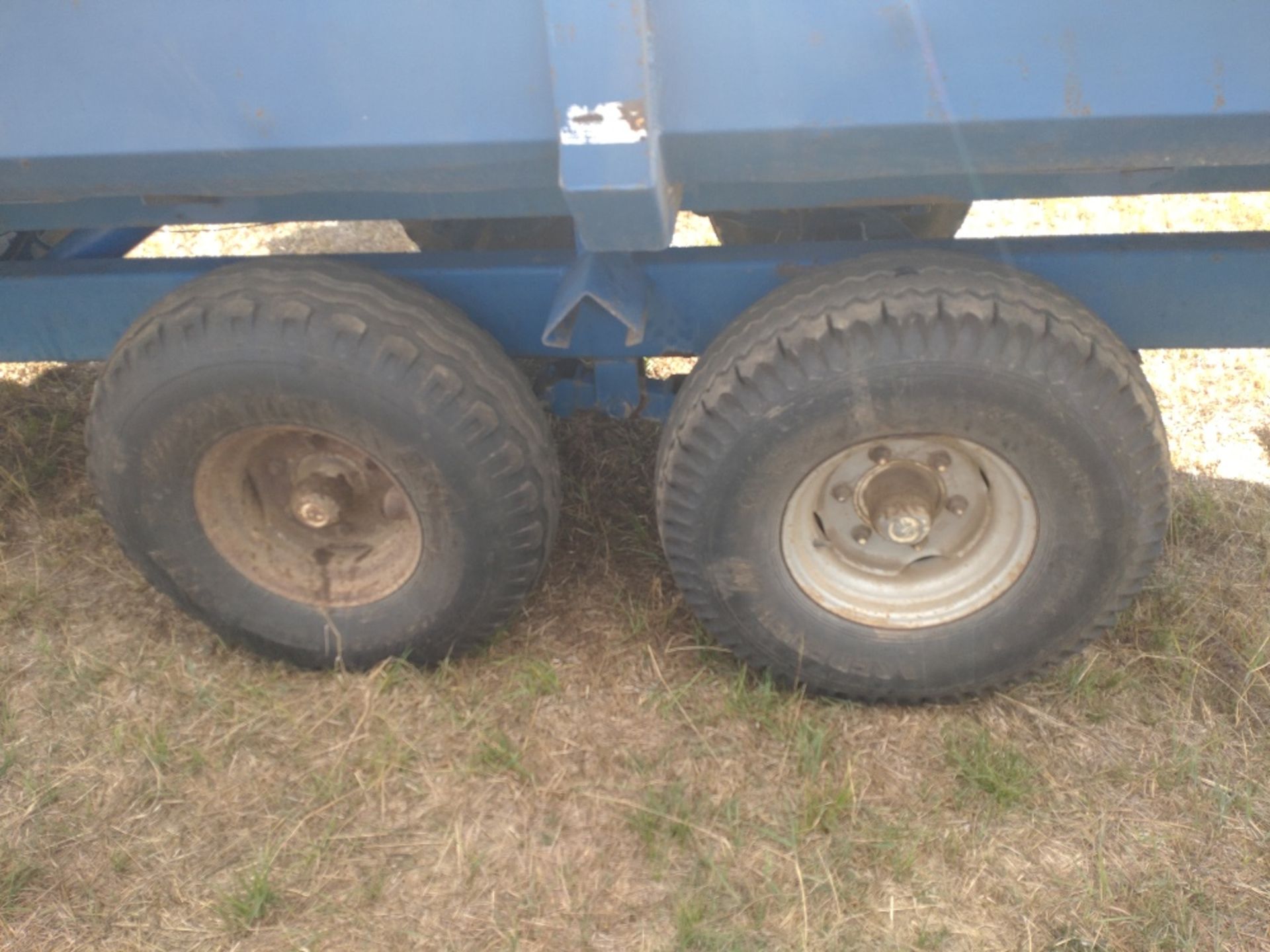 1985 Marston FF10L tandem axle 10T hydraulic tipping trailer c/w manual tailgate s/n 10618 - Image 2 of 4