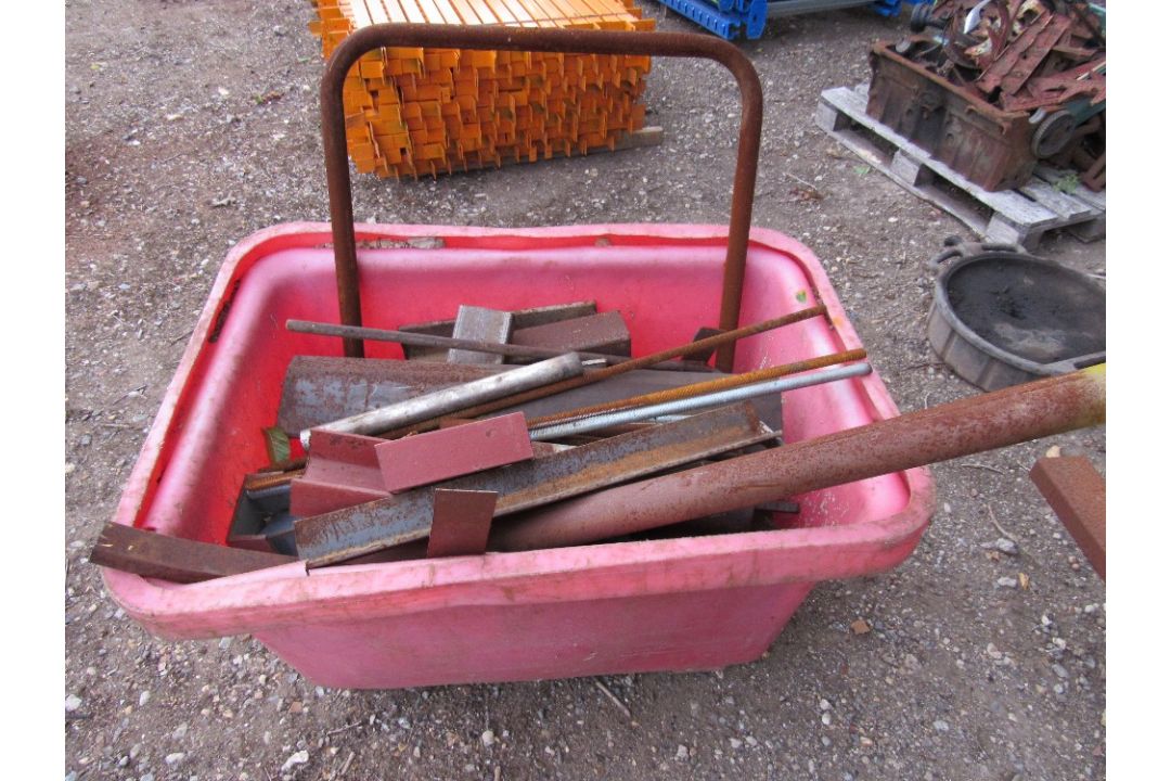 Quantity of steel off cuts - Image 1 of 3