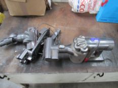 DC44 Animal rechargeable hoover