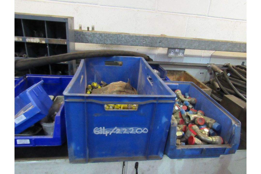 Quantity of hydraulic pipes and fittings - Image 2 of 3