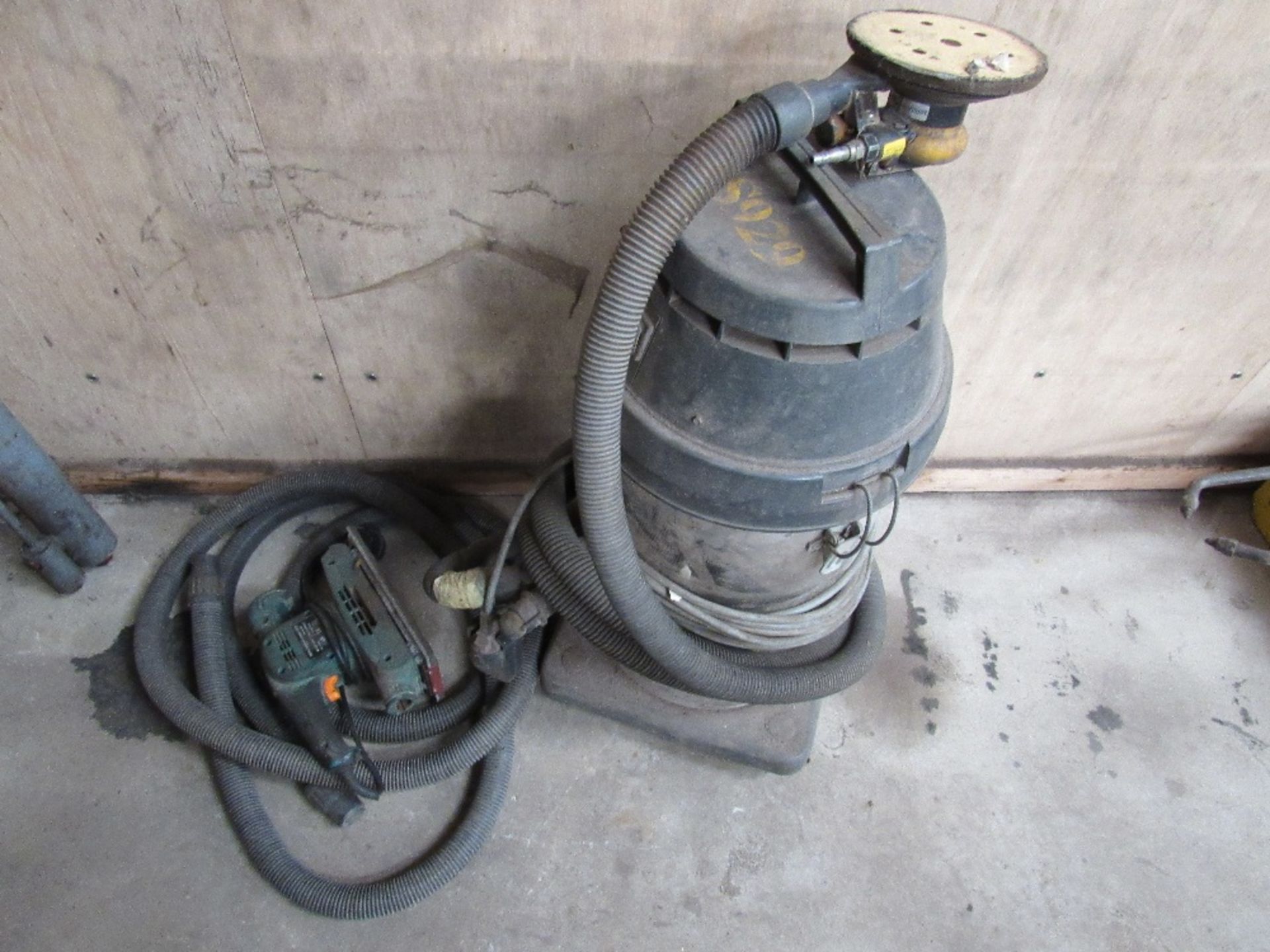 240 volt S929 Stork air sander