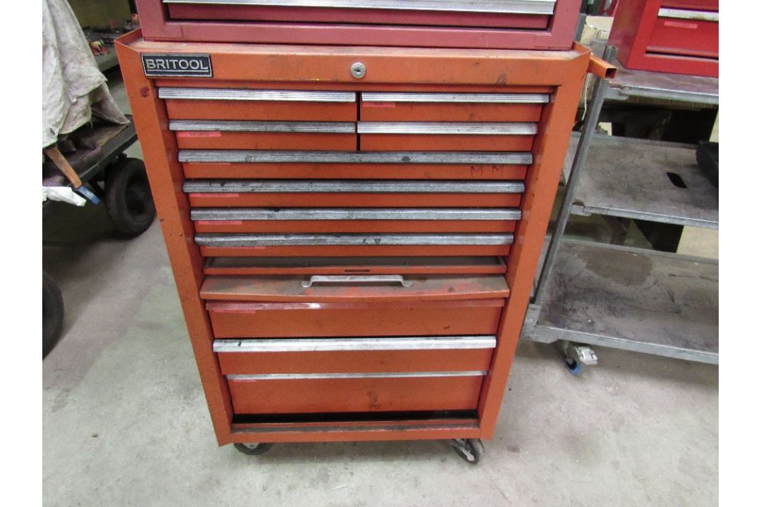 Mac and Clarke tool box with contents and tool trolley - Image 2 of 3