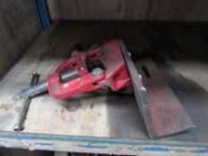 Pipe vice