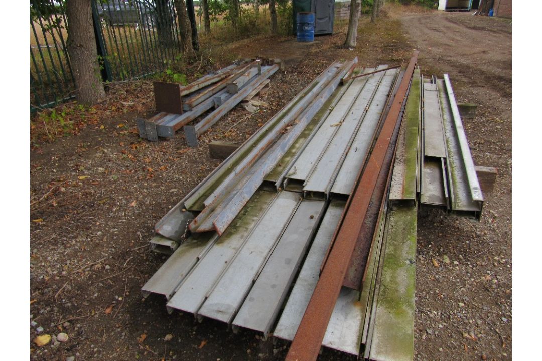 Quantity of steel mezzanine flooring - Image 2 of 2