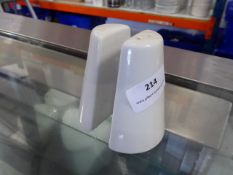 * approx 50 x sets salt and pepper shakers