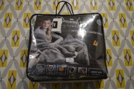 *Dreamland Deluxe Faux Fur Heated Throw 120x160cm