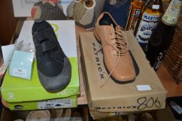 Two Pairs of Ladies Shoes Size: ~5