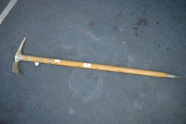 Alpine Pickaxe