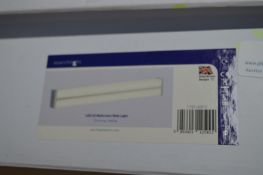 *LED 2LT Bathroom Wall Light in Chrome and White