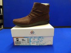 Clarke's Cloud Steps Sillian Women's Boots Size: 6