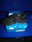 Adidas Ozweego EE6999 Size: 5