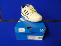 Adidas Torsion Comp EE7377 Size: 8