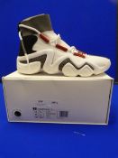 Adidas Crazy 8A//D Size: 9.5 (new)