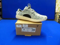 Imitation Yeezy Boost 350 Trainers Size: 7