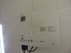 *NEC MP216 Overhead LCD Projector