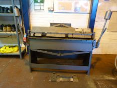 Waltons 48” Manual Box Pan Folder