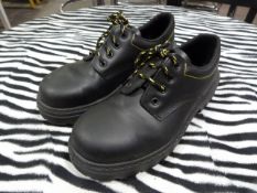 *Size: 5 Black Steel Toe-Cap Shoes