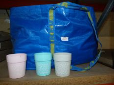 *Large Quantity of Plastic Beakers