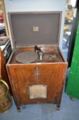 HMV Gramophone with Bakelite Turntable