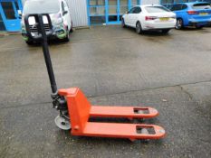 * Pallet Lifter