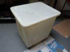 *Flower Bin on Wheels with Lid