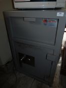 *Safe with Deposit Box and 2 Keys