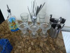 *Quantity of Stainless Steel Ice Cream Spoons, 3 S