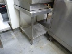 *Stainless Steel Worktable with Undershelf 600x600