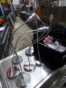 * 6 x rechargable, wireless lamps