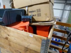 *Pallet of Plastic Trays