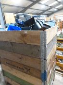 *Large Quantity of Plastic Trays