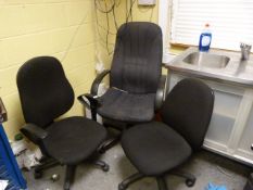 *3 Gas Lift Office Chairs