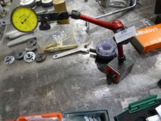 *Insize Dial Indicator on Magnetic Base