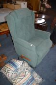 Laz-E-Boy Recliner plus Four Cushions