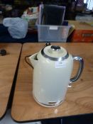 *Breville Kettle (cream)