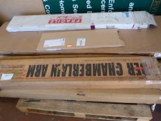 *Pallet of Flatpack Furniture; Fourfold Bath Scree