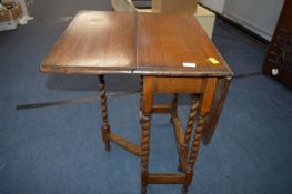 1930's Oak Drop Leaf Barley Twist Occasional Table