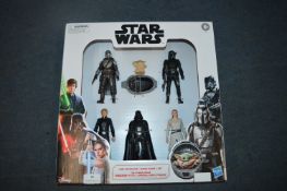 *Disney Star Wars Figure Set
