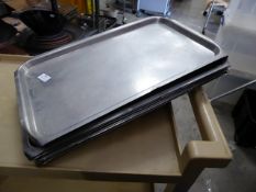 * 7 x baking trays