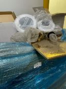 *Pallet of Assorted Ex Display and Other Light Fittings