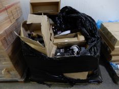 *Pallet Containing a Large Quantity of Assorted Robus Fixed Downlights