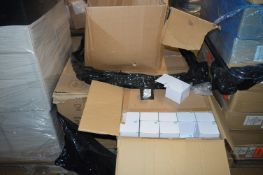 *Pallet of ~500 Square Wall Light with Cube Shade