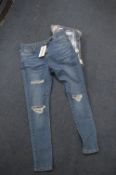 *4 GA Blue Jeans Size: 28