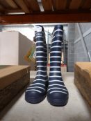 *Cotswold Wellington Boots (blue & white stripe) S